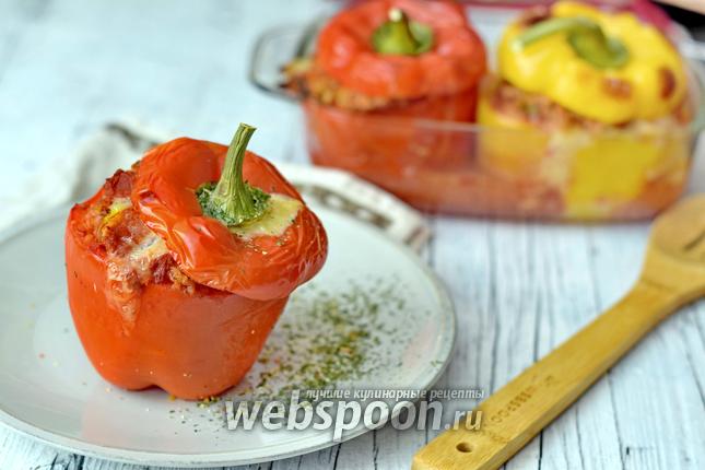 Фото Перец фаршированный бараниной и кускусом с сыром