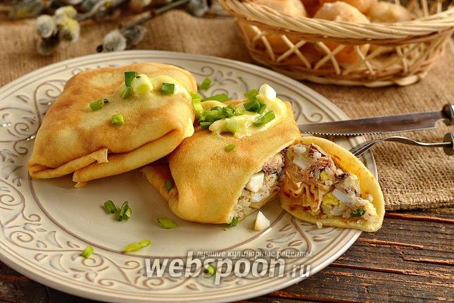 Фото Блины с сардинами в масле, рисом и яйцами