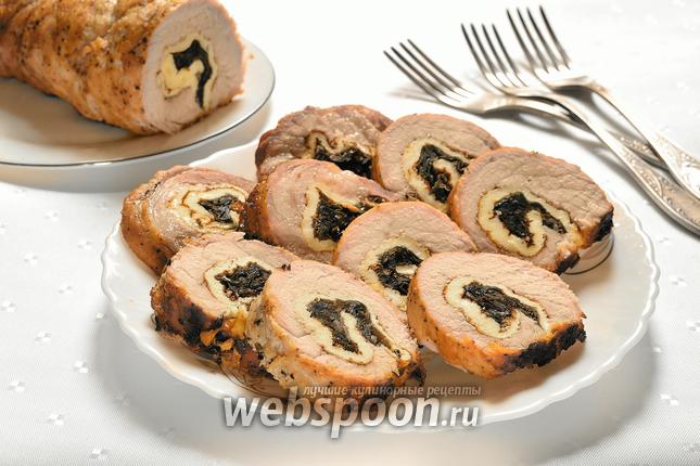 Фото Мясной рулет с морской капустой