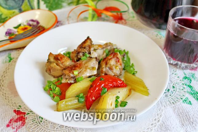 Фото Жаркое с курицей и овощами в духовке