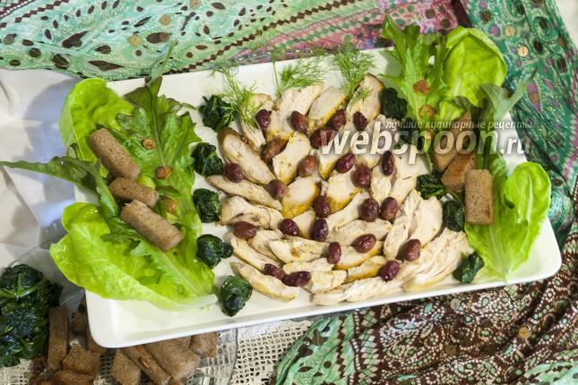 Фото Жаркое из куриной грудки с кизилом