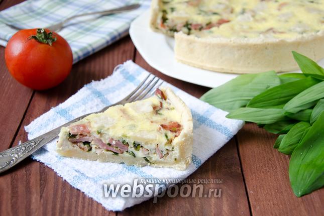 Фото Открытый пирог с черемшой и грудинкой