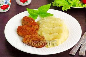 Чёрная фасоль с копчёными колбасками в духовке рецепт с фото, как приготовить на Webspoon.ru Чёрная фасоль с копчёными колбасками в духовке рецепт с фото, как приготовить на Webspoon.ru