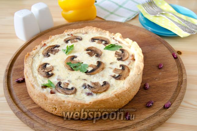 Фото Пирог с красной фасолью и грудинкой