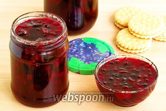 Фото Варенье из чёрной смородины и кабачков