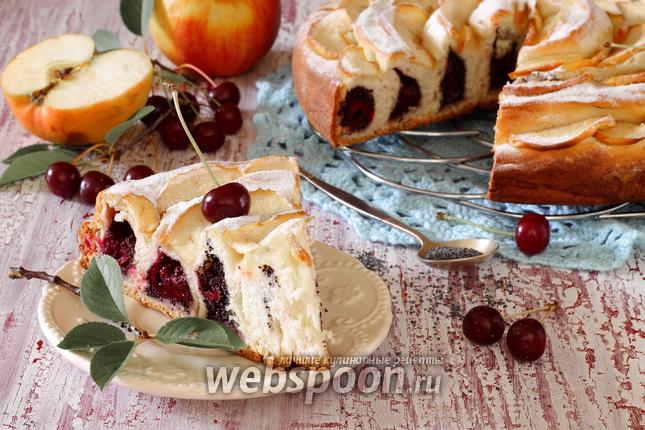 Фото Сдобный пирог с вишнями и маком