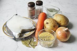 Для того, чтобы приготовить кулеш с зубаткой потребуется рыба зубатка, картофель, лук репчатый, морковь, пшено, подсолнечное масло, вода, лавровый лист, соль и перец чёрный молотый.