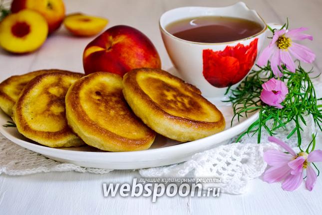 Фото Оладьи на рисовой муке с фруктами