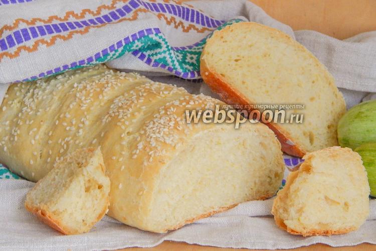 Фото Кабачковый хлеб с чесноком и кунжутом