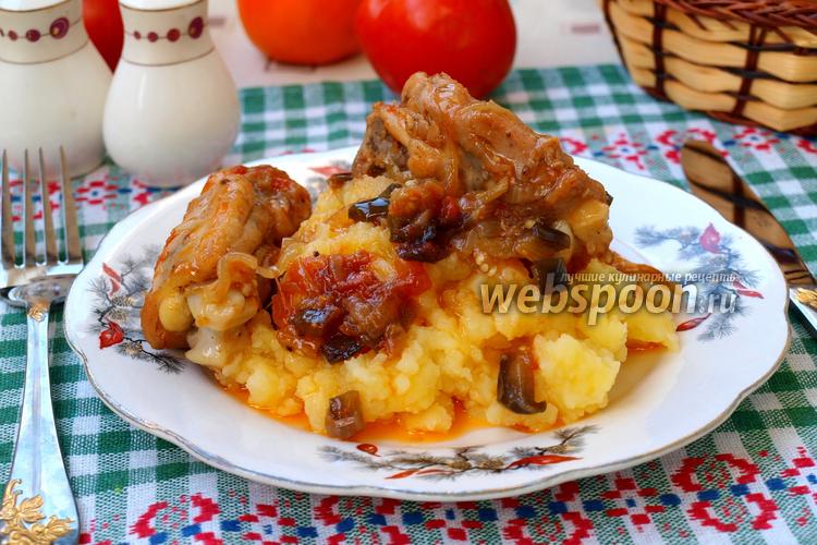 Фото Жареная курица в соусе с баклажанами