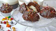 Фото рецепта Шоколадные пирожные с кокосом