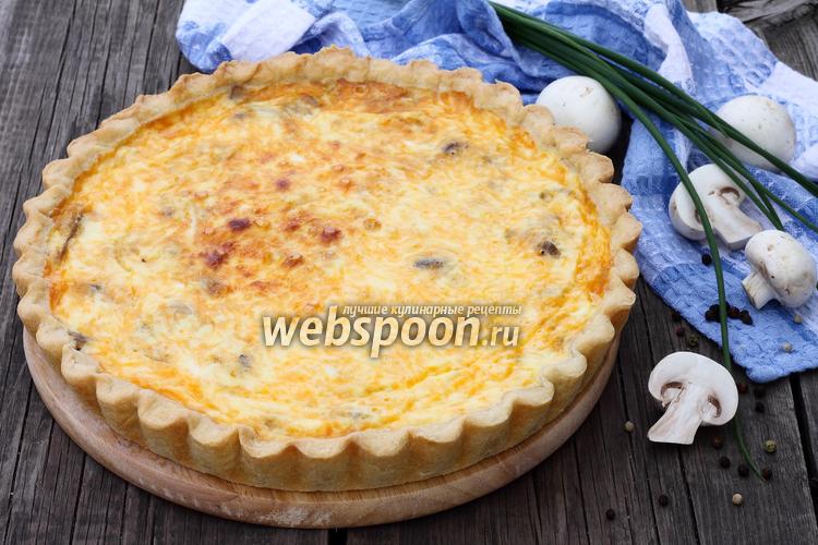 Фото Открытый пирог с грибами и сыром