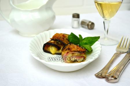 Фото рецепта Рулетики из баклажанов с ветчиной и сыром