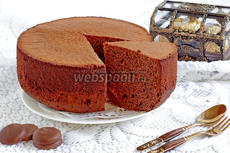Фото Шоколадный бисквит со сгущёнкой и шоколадной пастой