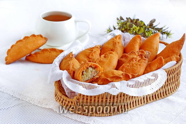 Фото Песочные пирожки с мясом и капустой