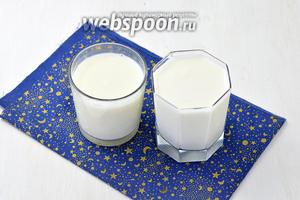 Для работы нам понадобится свежее молоко и свежий натуральный «живой» кефир.