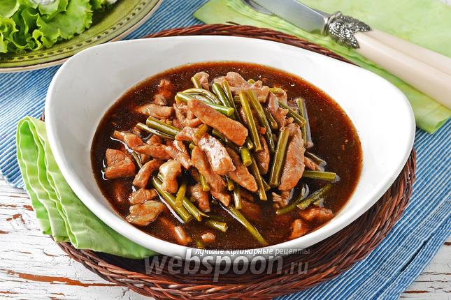 Фото Чесночные стрелки с мясом