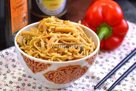 Фото рецепта Кальмары с лапшой