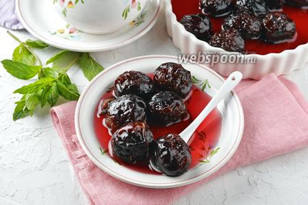 Фото рецепта Варенье из слив с косточками