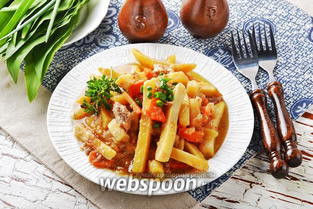 Фото Картошка с тушёнкой в мультиварке