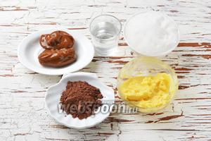 Для работы нам понадобится варёное сгущённое молоко, сливочное масло, сахар, вода, порошок какао.