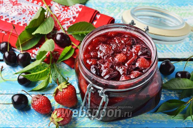 Фото Варенье из клубники и вишни