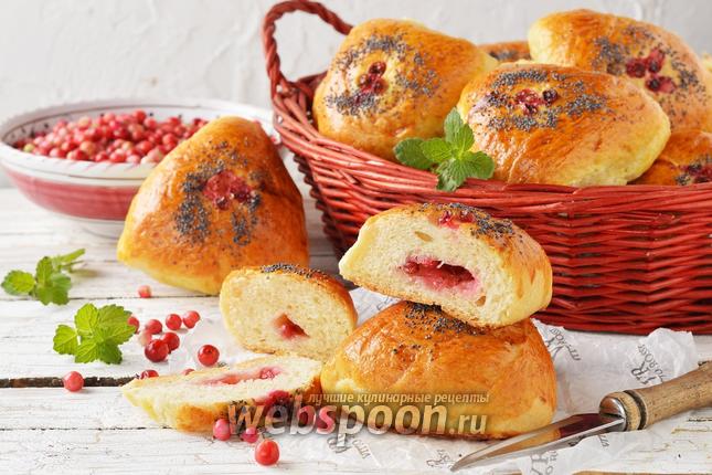 Фото Пирожки с брусникой