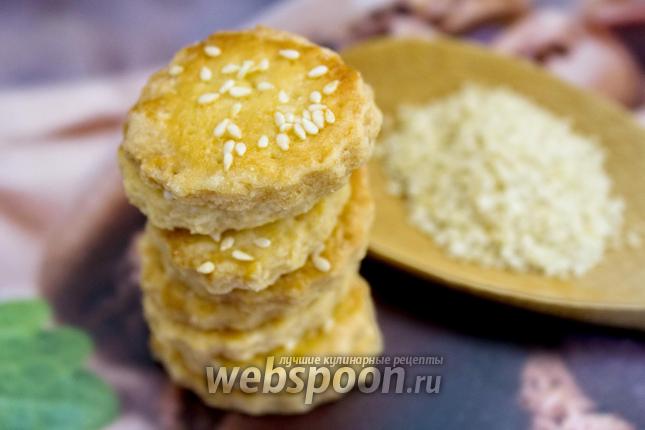 Фото Французский крекер с кунжутом