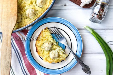 Фото рецепта Картофельная запеканка с фрикадельками