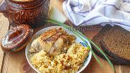 Фото рецепта Курица с кус-кусом в горшочке