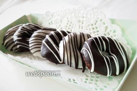 Фото рецепта Безглютеновые шоколадные пончики