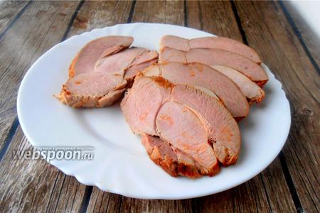 Фото рецепта Домашняя пастрома из бедра индейки