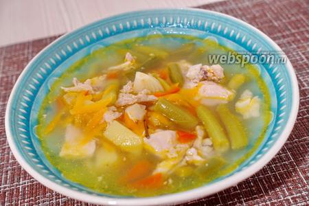 Фото рецепта Суп из курицы и стручковой фасоли