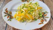 Фото рецепта Зелёный салат из капусты с кунжутом
