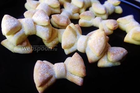 Фото рецепта Печенье Бантики на мацони
