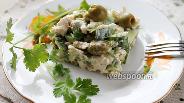 Фото рецепта Салат с курицей, огурцом и зелёным горошком