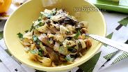 Фото рецепта Паста в сметанном соусе с грибами и орехами