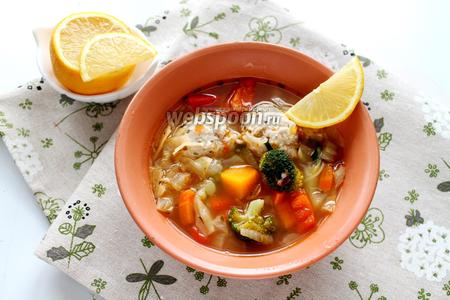 Фото рецепта Минестроне с куриными фрикадельками