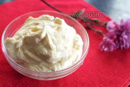 Масляно-яичный крем с фото | Рецепт масляно-яичного крема на Webspoon.ru