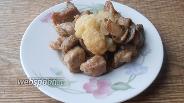Фото рецепта Свинина, тушёная с грибами и цветной капустой