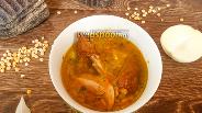 Фото рецепта Гороховый суп с копчёной куриной голенью