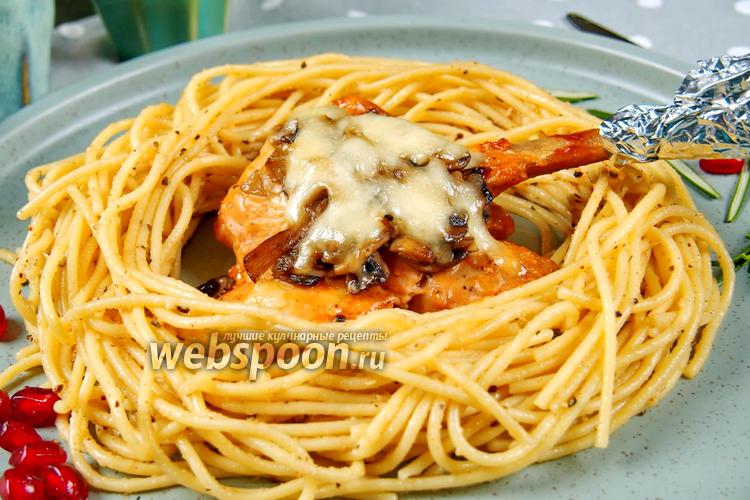 Фото Куриная пирзола с грибами и спагетти с чёрным перцем. Видео