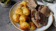 Фото рецепта Сочная говядина на кости в духовке с картофелем 