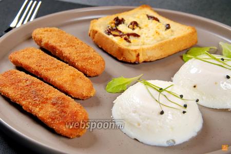Быстрый завтрак: наггетсы из сосисок и яйцо-пашот в пиале. Видео видео рецепт