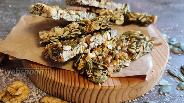 Фото рецепта Козинаки микс из тыквенных семечек, грецких орехов и кунжута