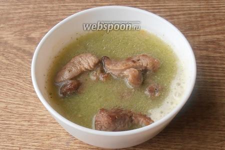 Фото рецепта Суп-пюре из брокколи, сливочного сыра и индейки