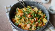 Фото рецепта Тушёная капуста с картошкой и сосисками в мультиварке 