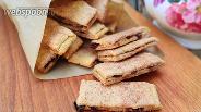 Фото рецепта Песочное печенье с корицей, сахаром и изюмом
