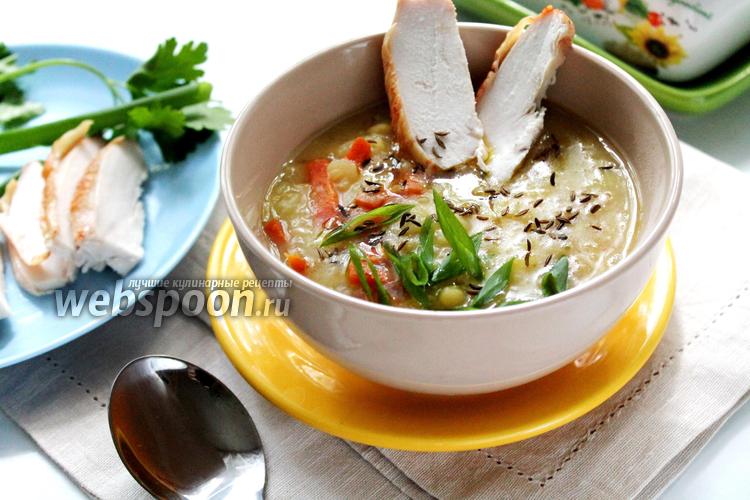 Фото Густой гороховый суп с курицей-гриль