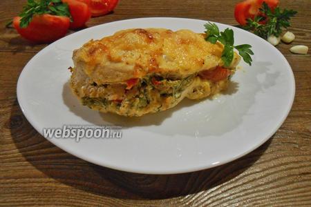 Фото рецепта Куриная грудка фаршированная помидорами и укропом
